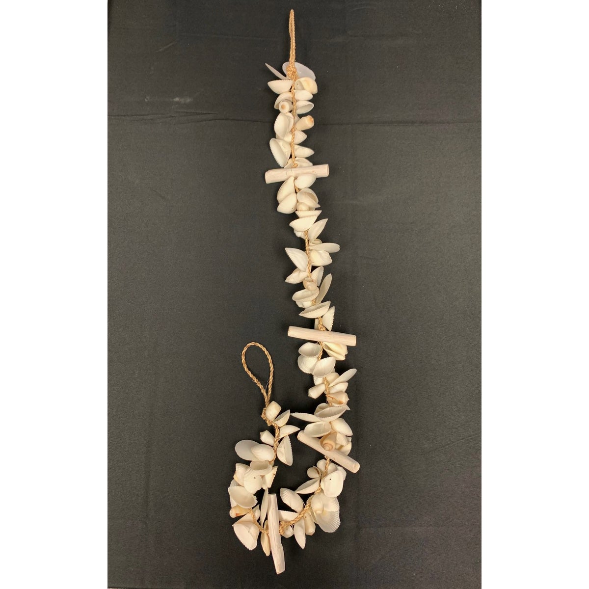 WHITE MIX GARLAND