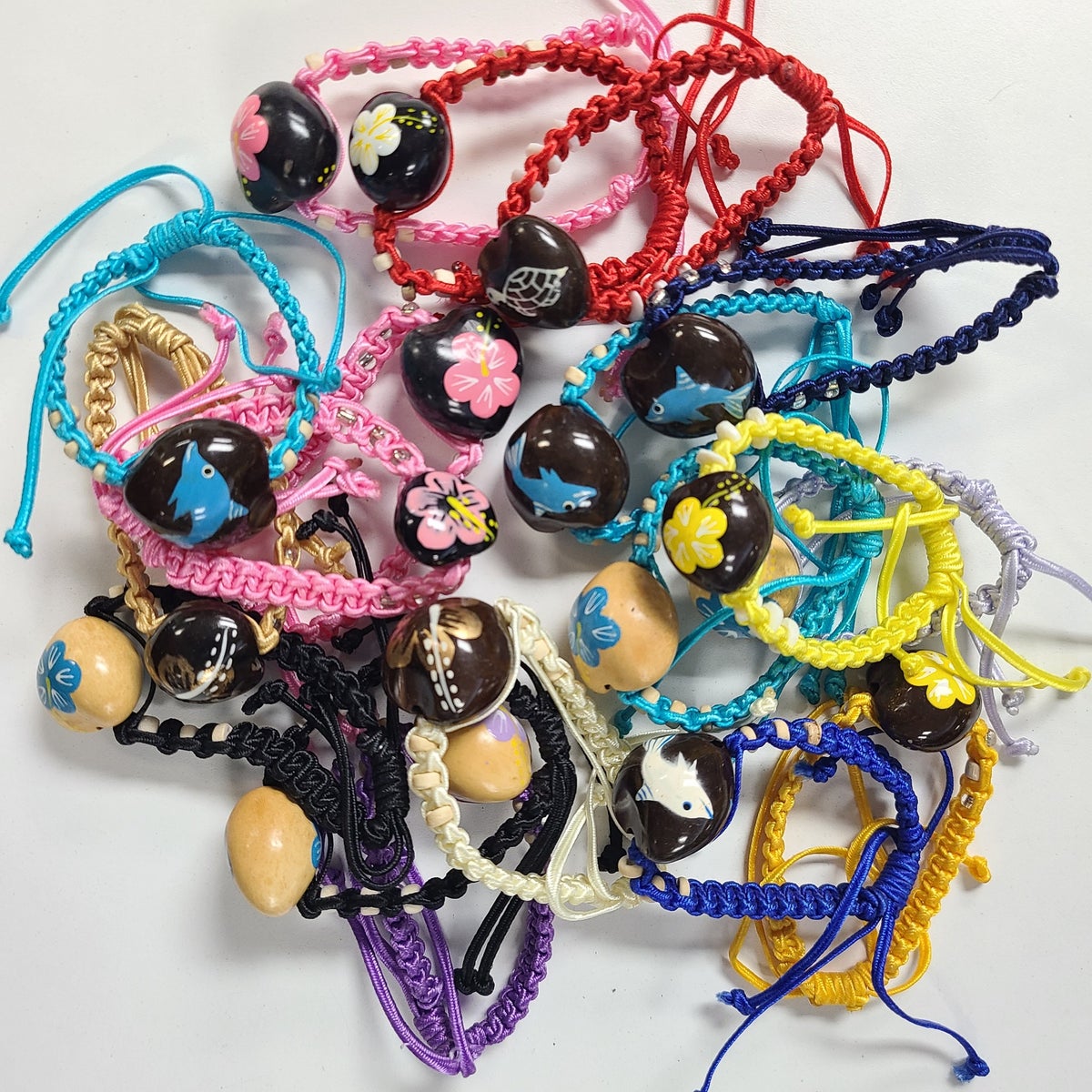 COCOI NUT MACRAMIE BRACELET