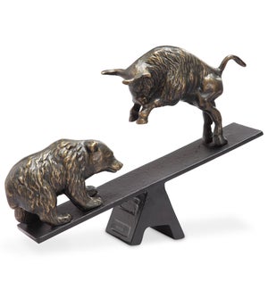 Wall Street Struggle - Bull and Bear