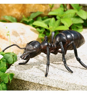 Garden Giant Ant Sculpture