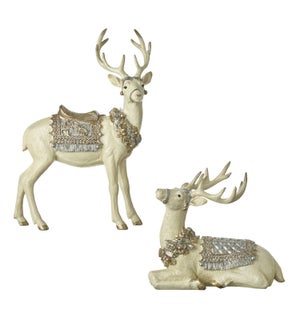 *DC* 15.5 Deer with Glittered Blanket and Wreath
