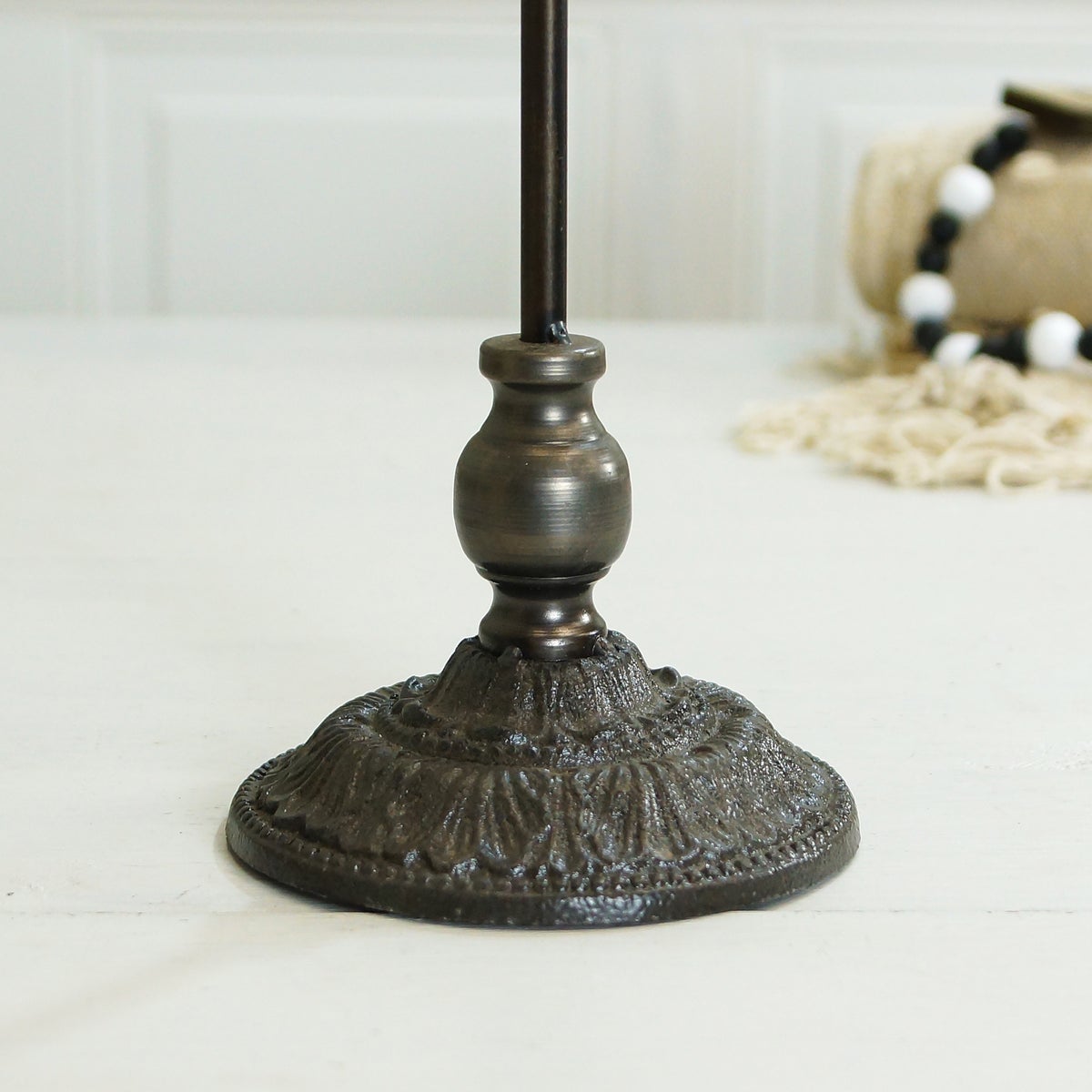 Wreath Holder Stand Cast Iron – thecubbyspace