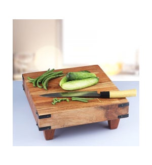 Pedestal Square Wooden Wooden Chopping Board