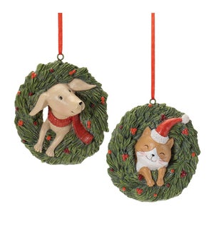 Cat and Dog in Wreath Ornament (2 Asst)