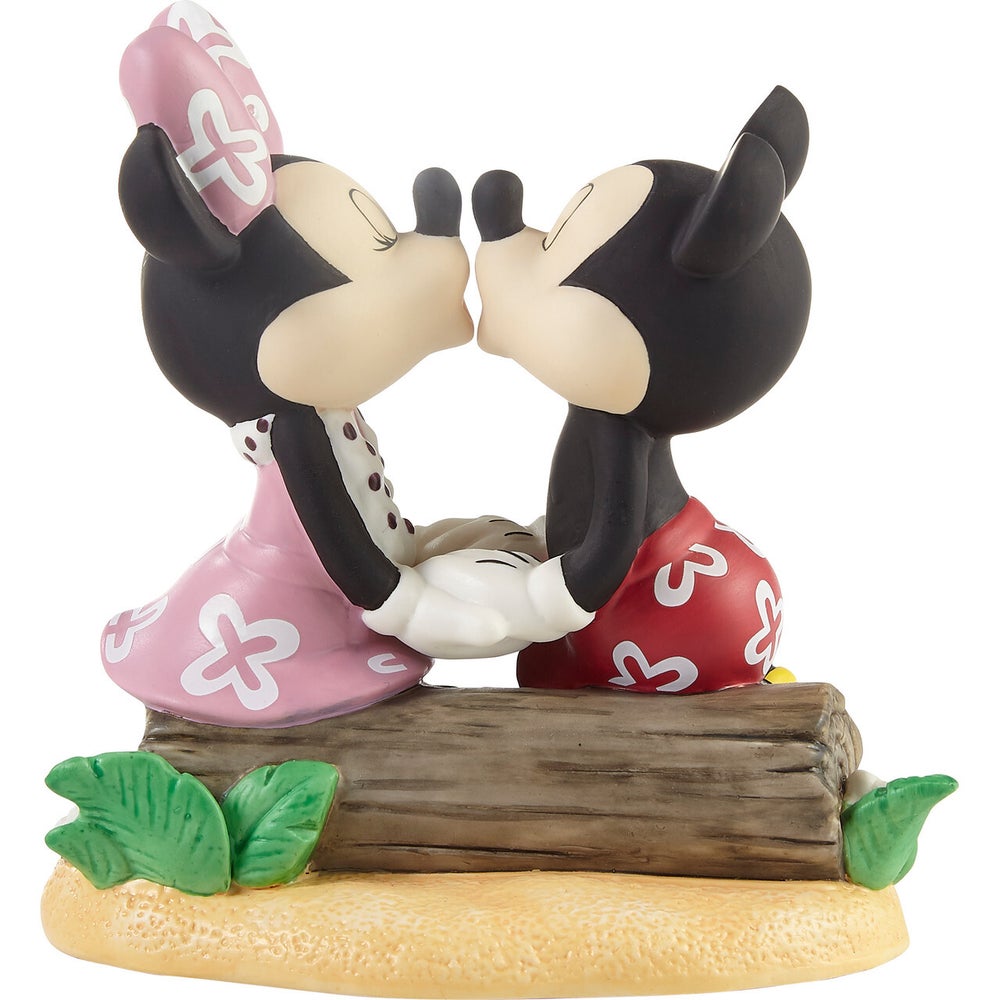 Disney Mickey Mouse And Minnie Mouse On Beach