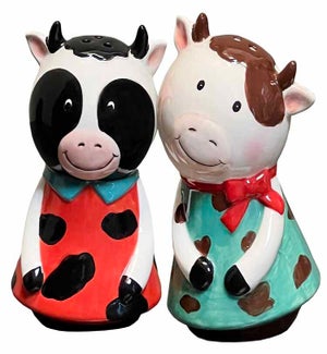 Udderly Cute Salt and Pepper Set