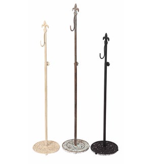 Adjustable Wreath Holder 3 Asst