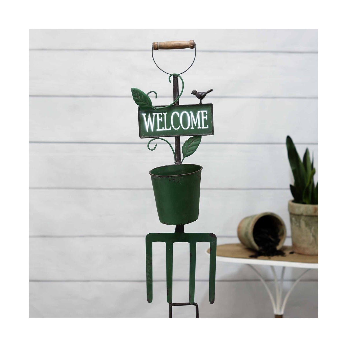 Mtl Garden Stake w/ Planter garden art and stakes SDS Distributors Ltd.