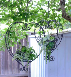 Mtl. Heart Planters Set of 2