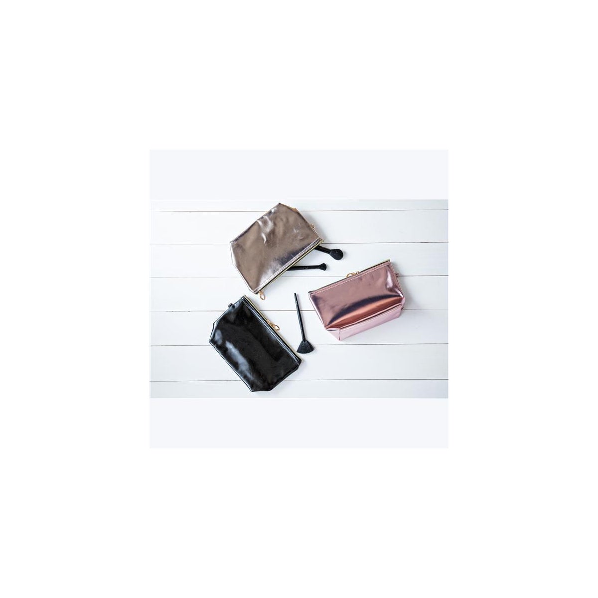 Metallic Cosmetic Pouch 3 Ast