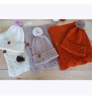 The Giving Project Distressed Hat and Scarf set, 3 ast.