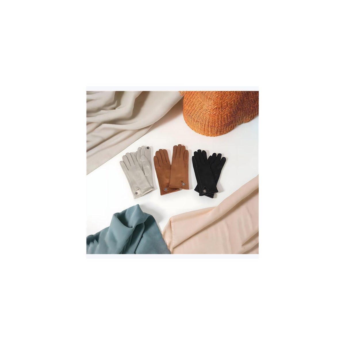 Microsuede Button Tab Gloves 3 Ast