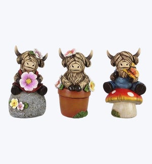 Resin Highland Cows in the Garden 3 Ast