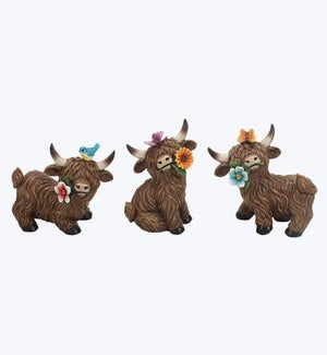 Resin Highland Cow with Flower, 3 Ast