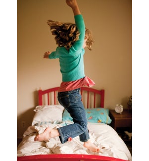BD/Girl Jumping On Bed